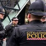 Doua persoane intepate in Golders Green nord Londrei
